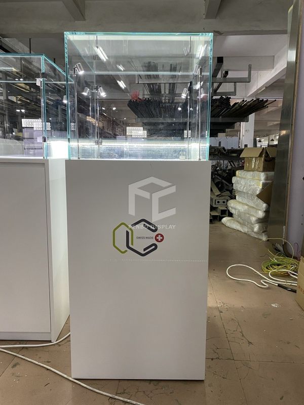 T4 LED Jewelry Shop Furniture 500*500mm Display Case Counter